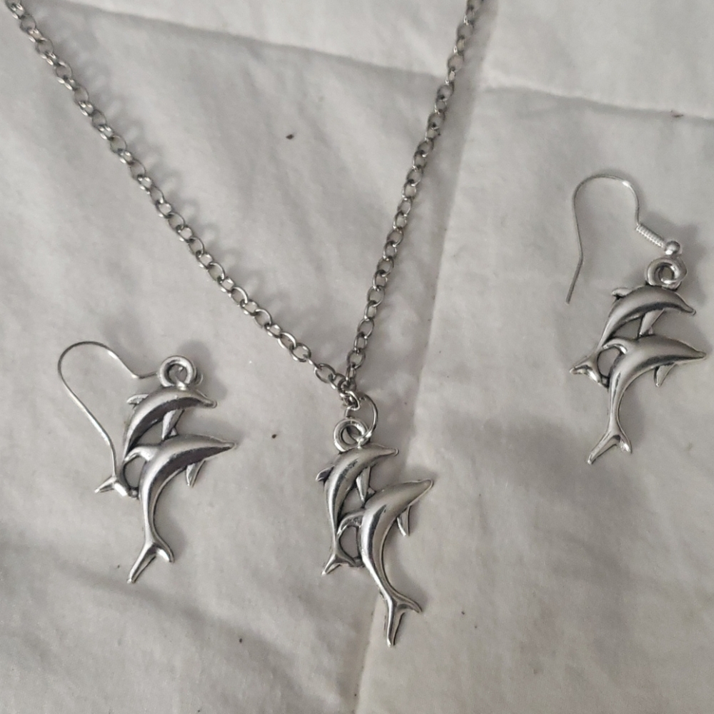 Double dolphin silver necklace and earrings